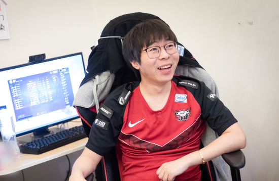 南京大学在江苏省大学生知识产权辩论赛中夺冠